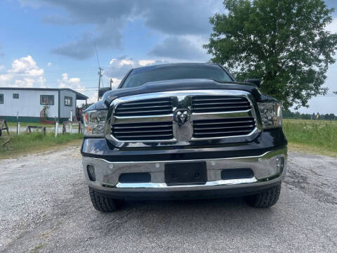 2016 RAM 1500 SLT