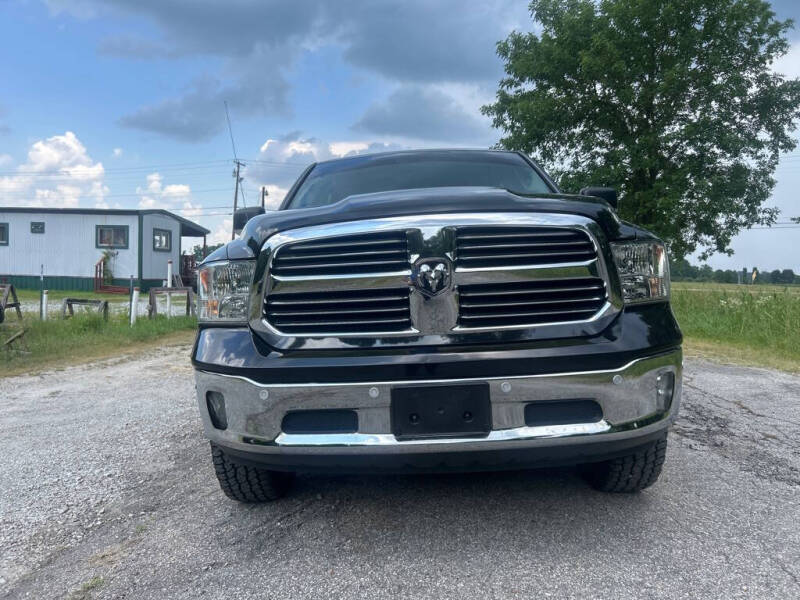 2016 RAM 1500 SLT