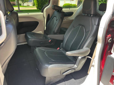2019 Chrysler Pacifica Touring L