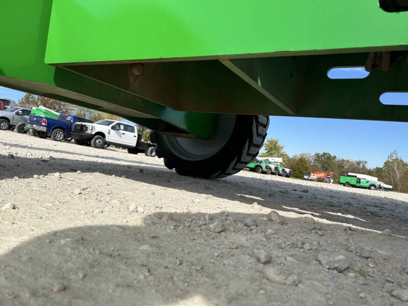 2014 Genie S-65 Boom / Manlift