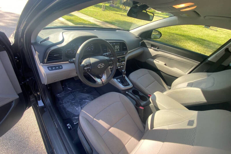 2020 Hyundai Elantra