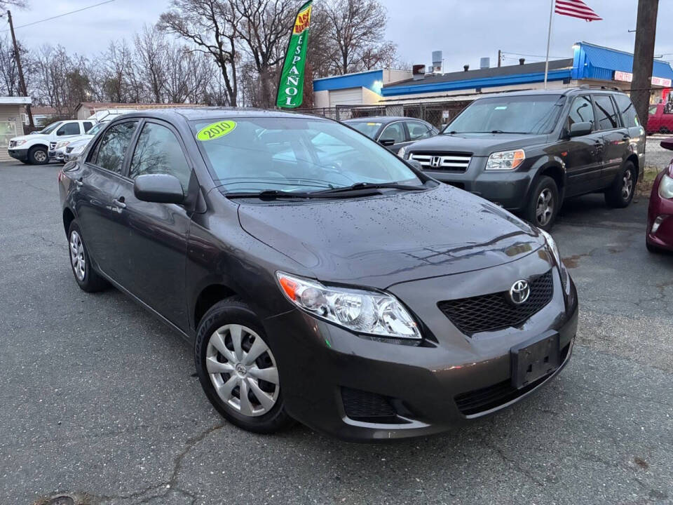 2010 Toyota Corolla LE's photo