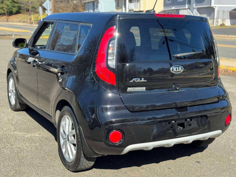 2019 Kia Soul +