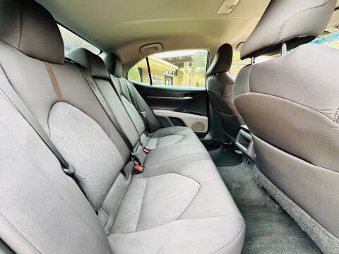 2018 Toyota Camry LE