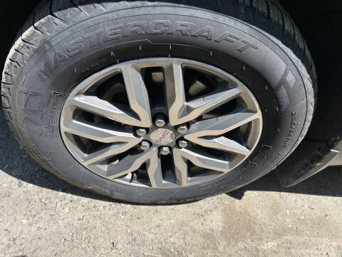 2019 GMC Acadia SLE-2