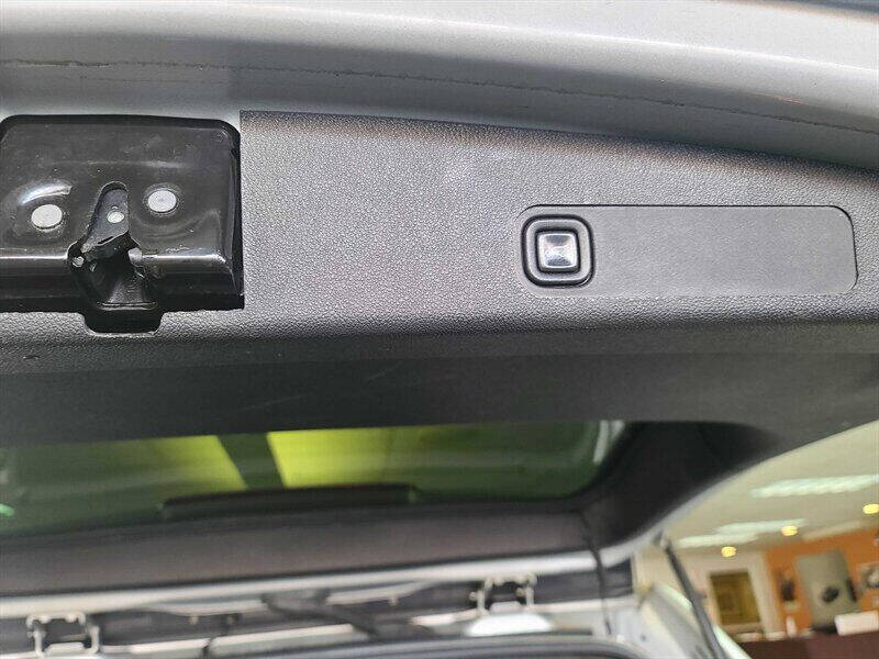 2013 Chevrolet Suburban LTZ