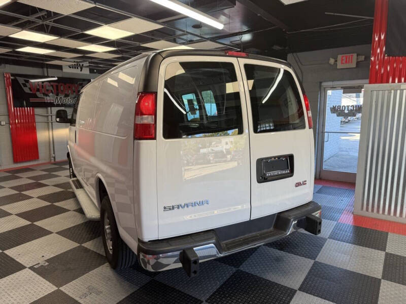 2023 GMC Savana 2500