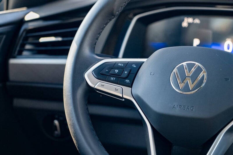 2024 Volkswagen Jetta SE