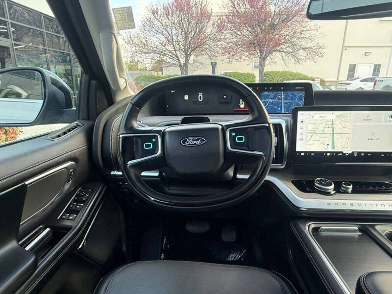 2025 Ford Expedition MAX Platinum