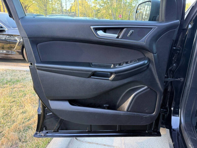 2017 Ford Edge SE