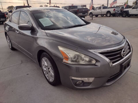 2015 Nissan Altima for sale at JAVY AUTO SALES in Houston TX