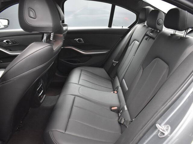 2024 BMW 3 Series 330i xDrive