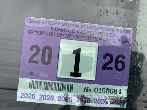 2014 Volkswagen Passat 1.8T Wolfsburg Edition PZEV