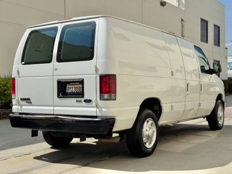 2011 Ford E-Series E-150