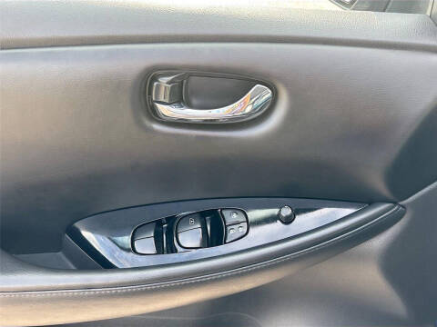 2017 Nissan LEAF SL