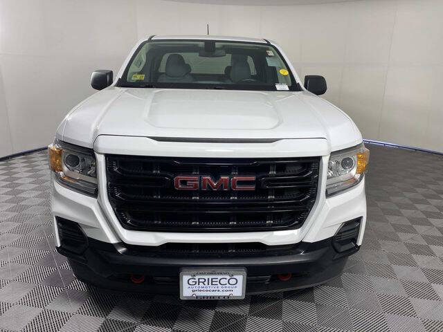 2022 GMC Canyon Elevation Standard