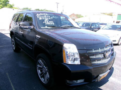 2014 Cadillac Escalade for sale at River City Auto Sales in Cottage Hills IL