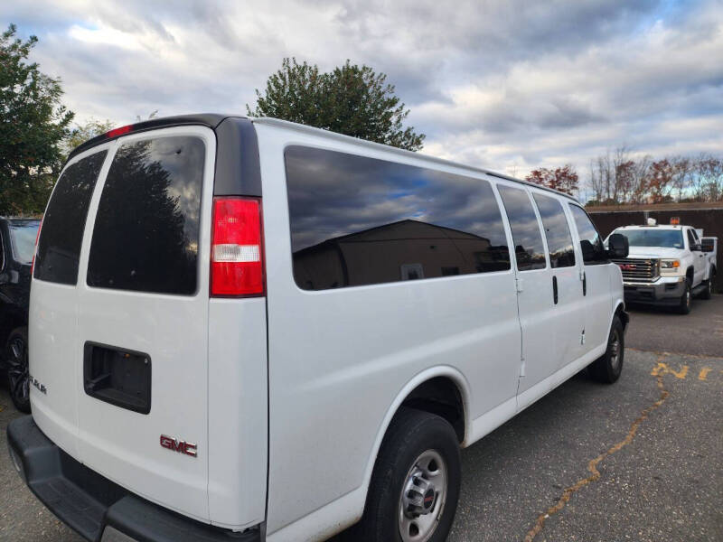 2020 GMC Savana LT 3500