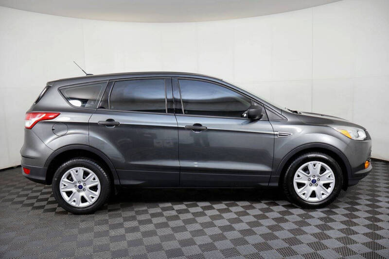 2016 Ford Escape S