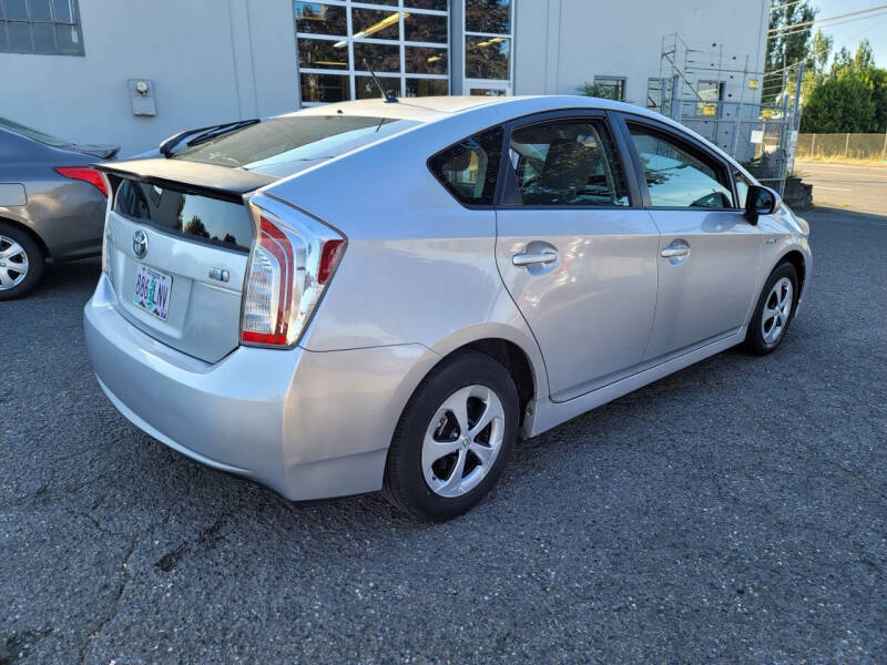 2013 Toyota Prius Three