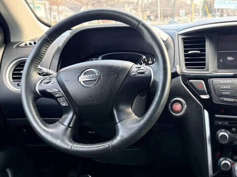2017 Nissan Pathfinder