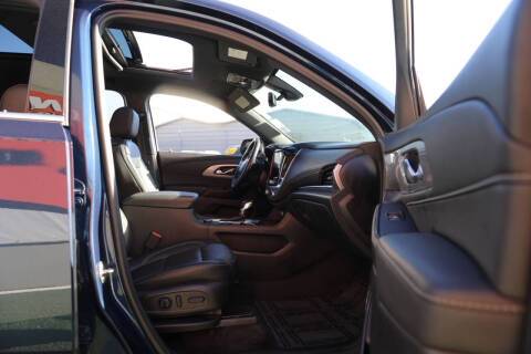 2022 Chevrolet Traverse LT Leather