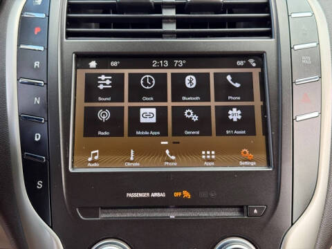 2019 Lincoln MKC Select