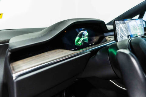 2023 Tesla Model X Standard Range