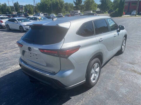 2023 Toyota Highlander LE