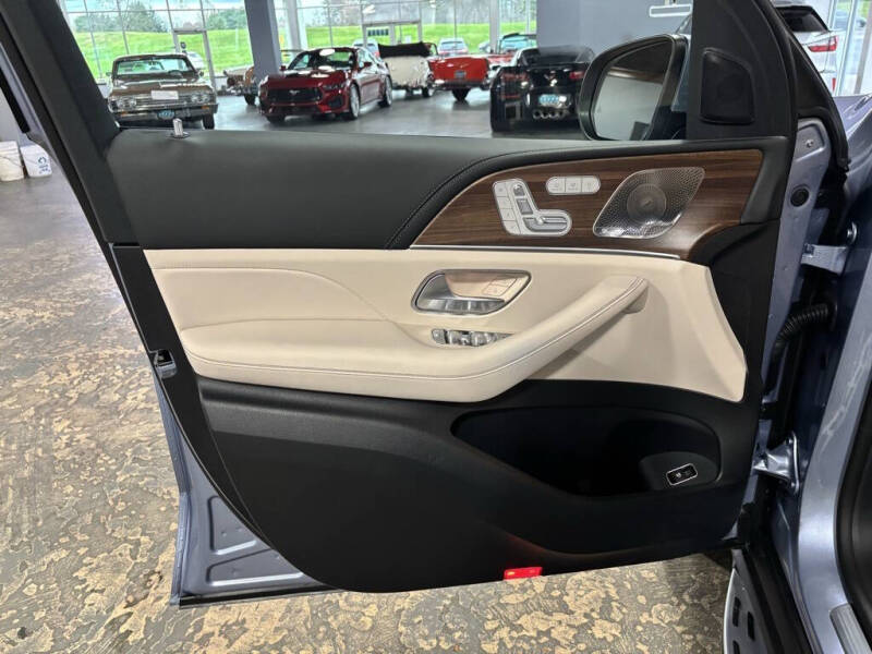 2026 Mercedes-Benz GLS AMG GLS 63