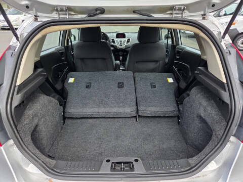 2013 Ford Fiesta SE