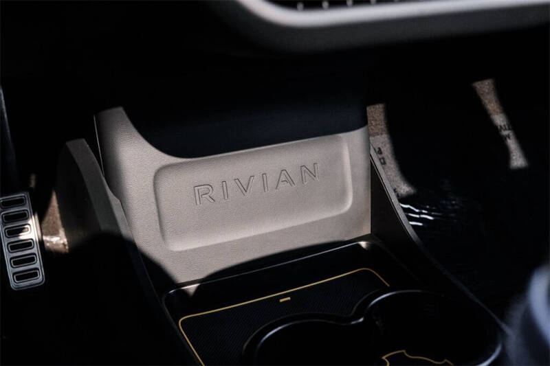 2022 Rivian R1T Launch Edition
