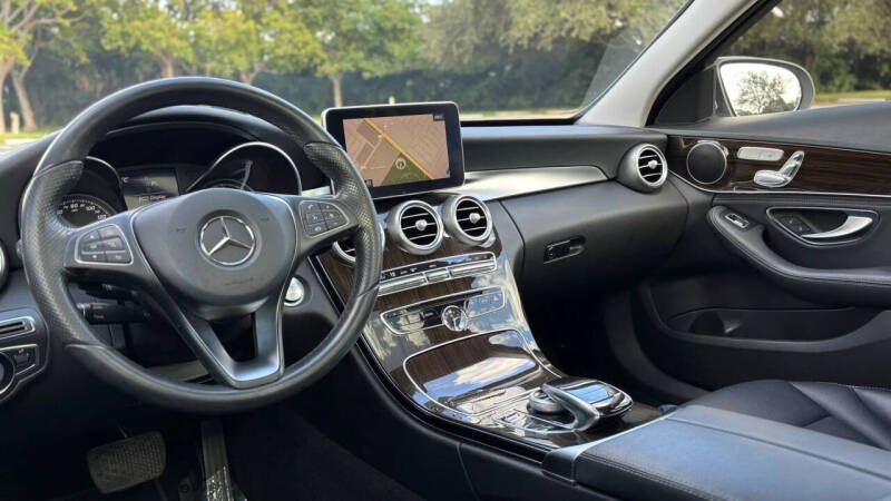 2016 Mercedes-Benz C-Class