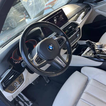 2021 BMW 5 Series 530i