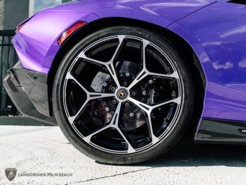 2024 Lamborghini Revuelto