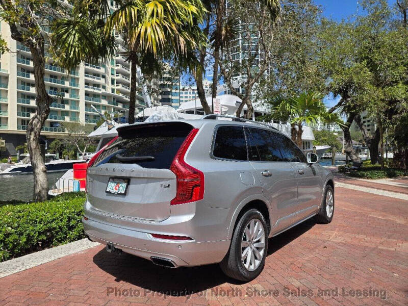 2016 Volvo XC90 T6 Momentum