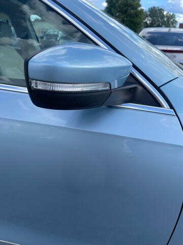 2013 Volkswagen Passat TDI SEL Premium