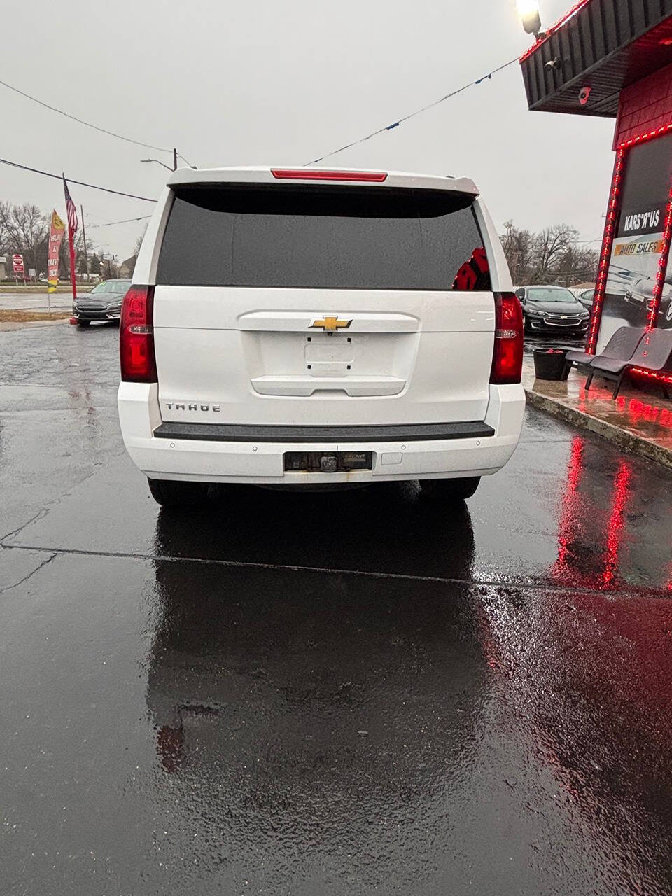 2015 Chevrolet Tahoe for sale at Kars R Us in Dearborn Heights, MI