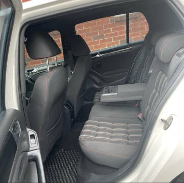 2010 Volkswagen GTI Base PZEV