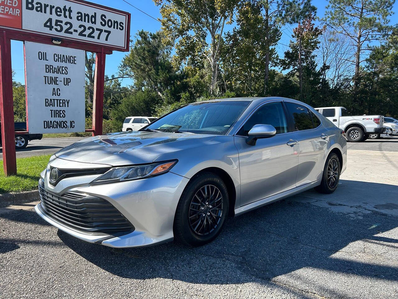 2019 Toyota Camry for sale at BARRETT & SONS in Milledgeville, GA