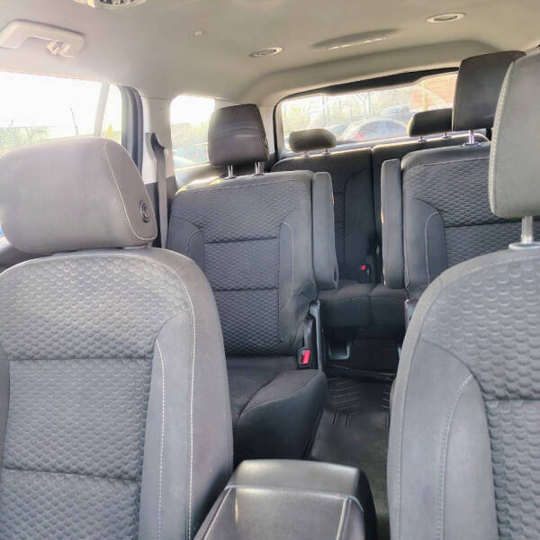 2017 GMC Acadia SLE-2