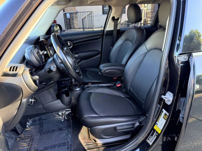 2018 MINI Hardtop 4 Door Cooper