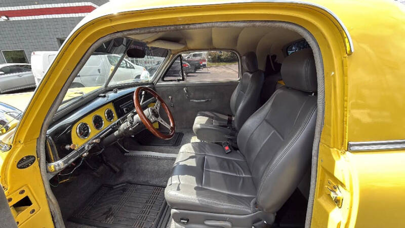 1950 Plymouth Deluxe