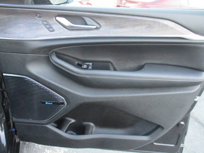 2023 Jeep Grand Cherokee L Overland