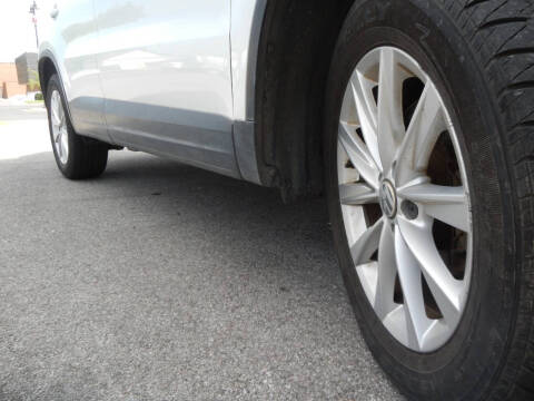 2014 Volkswagen Tiguan S