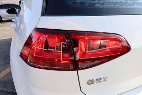 2017 Volkswagen Golf GTI S