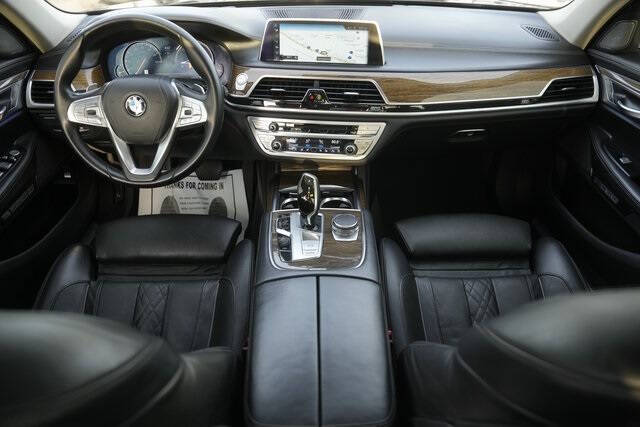 2016 BMW 7 Series 740i