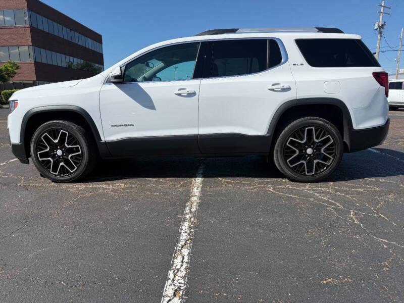 2023 GMC Acadia SLE