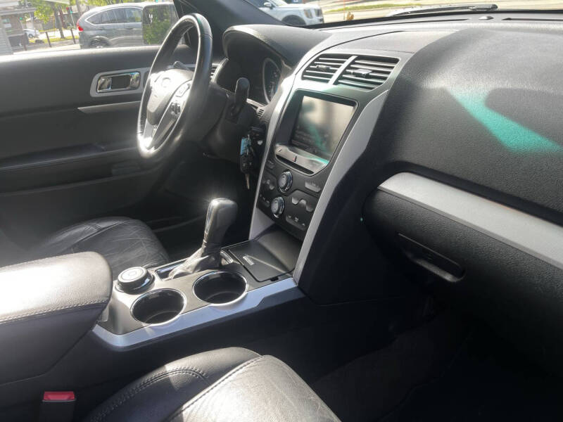 2013 Ford Explorer XLT