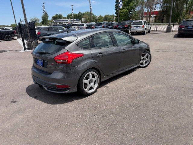 2016 Ford Focus ST